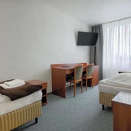 Plonia Economy Hostel