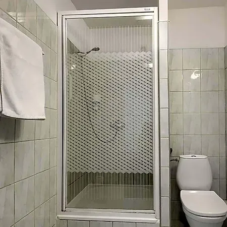 Hostel Plonia Economy