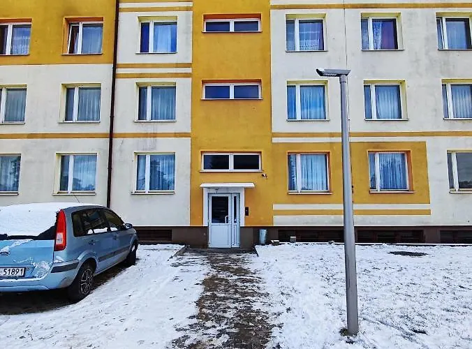 אכסניה Plonia Economy *